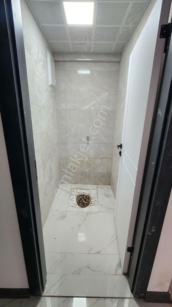 Bu Fırsat Kaçmaz 1.kat Konumunda Y.giriş Köşe Başı - Görsel 14