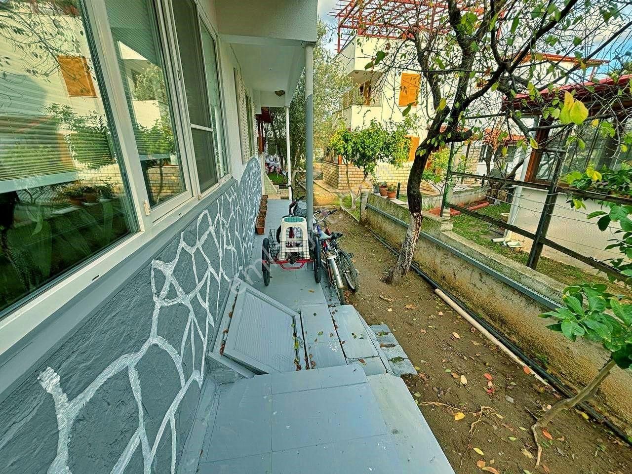 Uytun'dan Akçay'da Denize 50 Metre Bahçeli 3+1 Ters Dubleks - Görsel 31