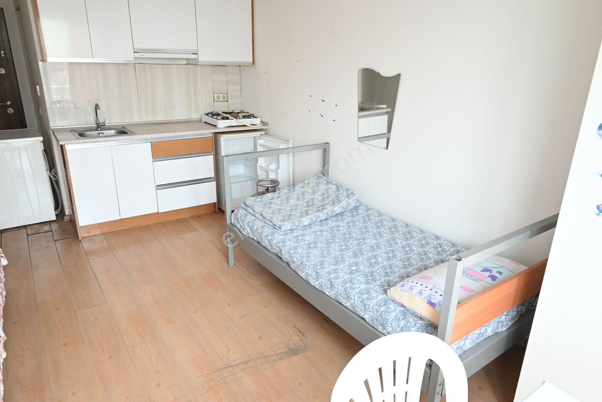 Üstünkent Emlak'tan Çiftlikköy'de Kiralık 1+0 Stüdyo Dairesi - Görsel 4