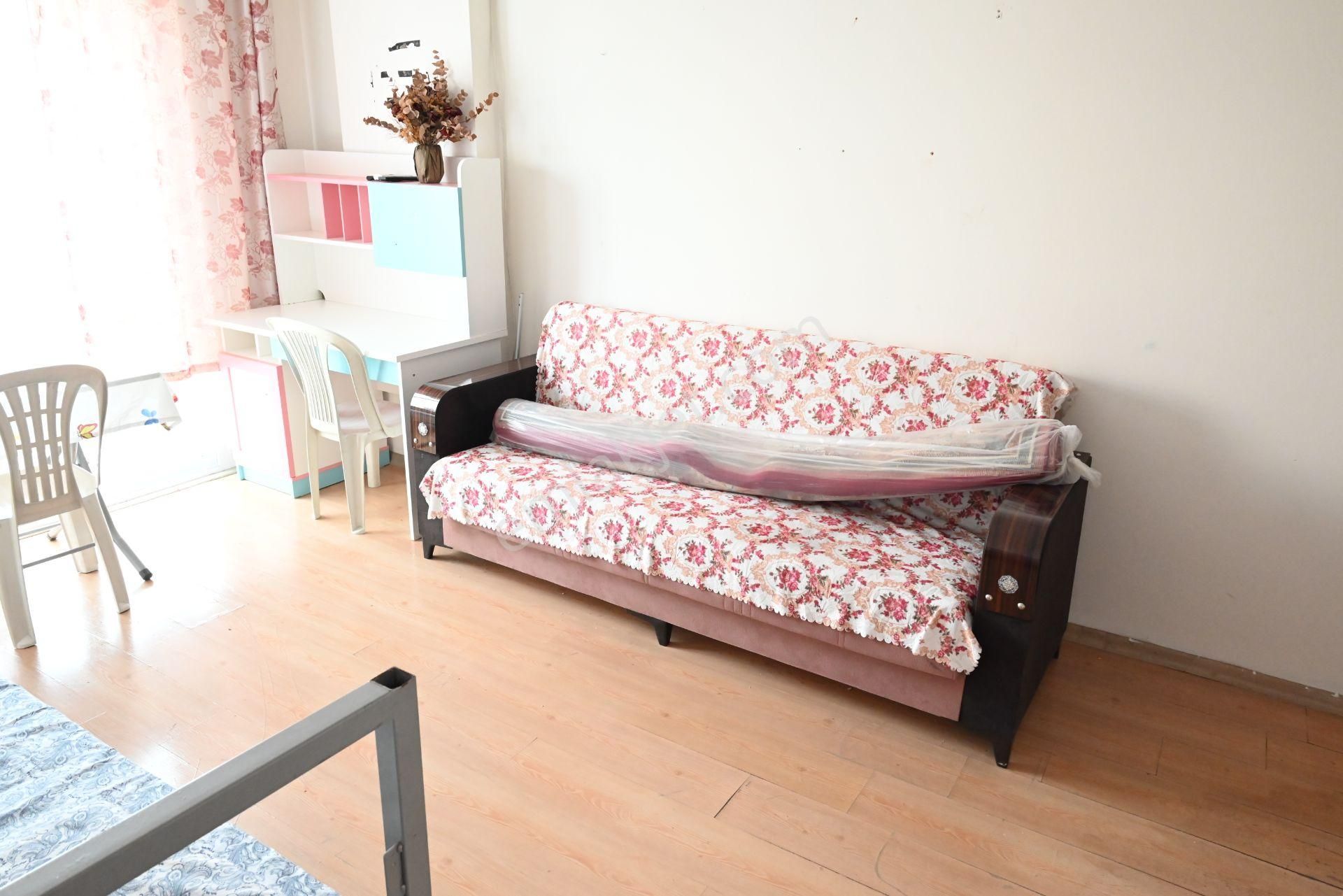 Üstünkent Emlak'tan Çiftlikköy'de Kiralık 1+0 Stüdyo Dairesi - Görsel 26