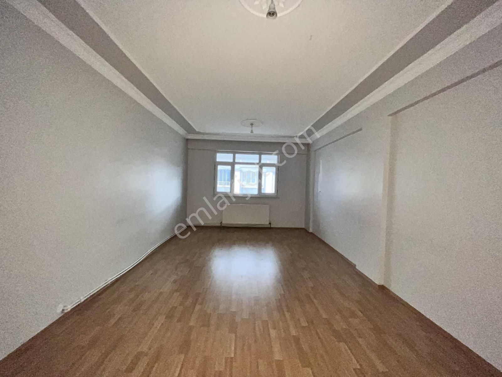 Şehitlik Mahallesinde Emsalsiz Konumda Satılık 3+1 Ara Kat Daire - Görsel 3