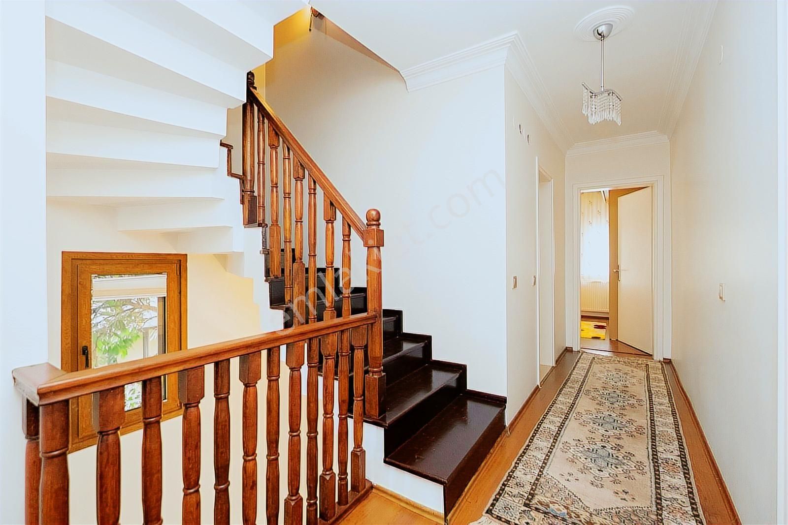 Çekmeköy Çamlıkent Sitesi 1056 M2 Arsa Paylı 4+2 Satılık Villa - Görsel 10