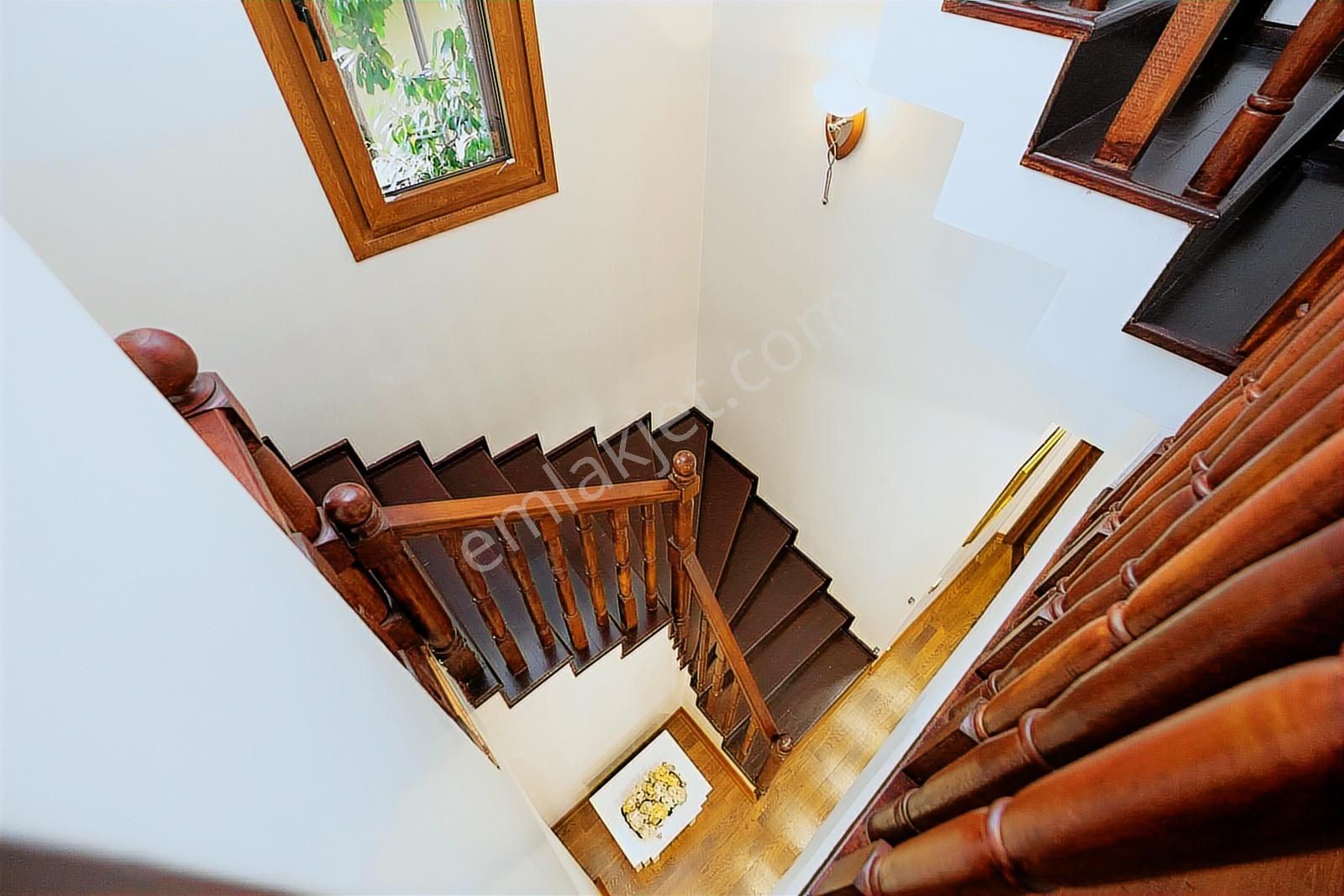 Çekmeköy Çamlıkent Sitesi 1056 M2 Arsa Paylı 4+2 Satılık Villa - Görsel 33