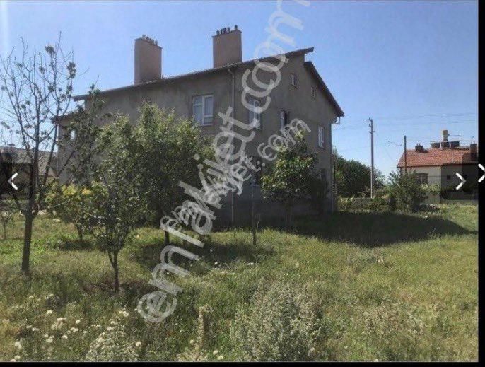 2.5 Katlı Müstakil 3+1den İki Daire - Görsel 10