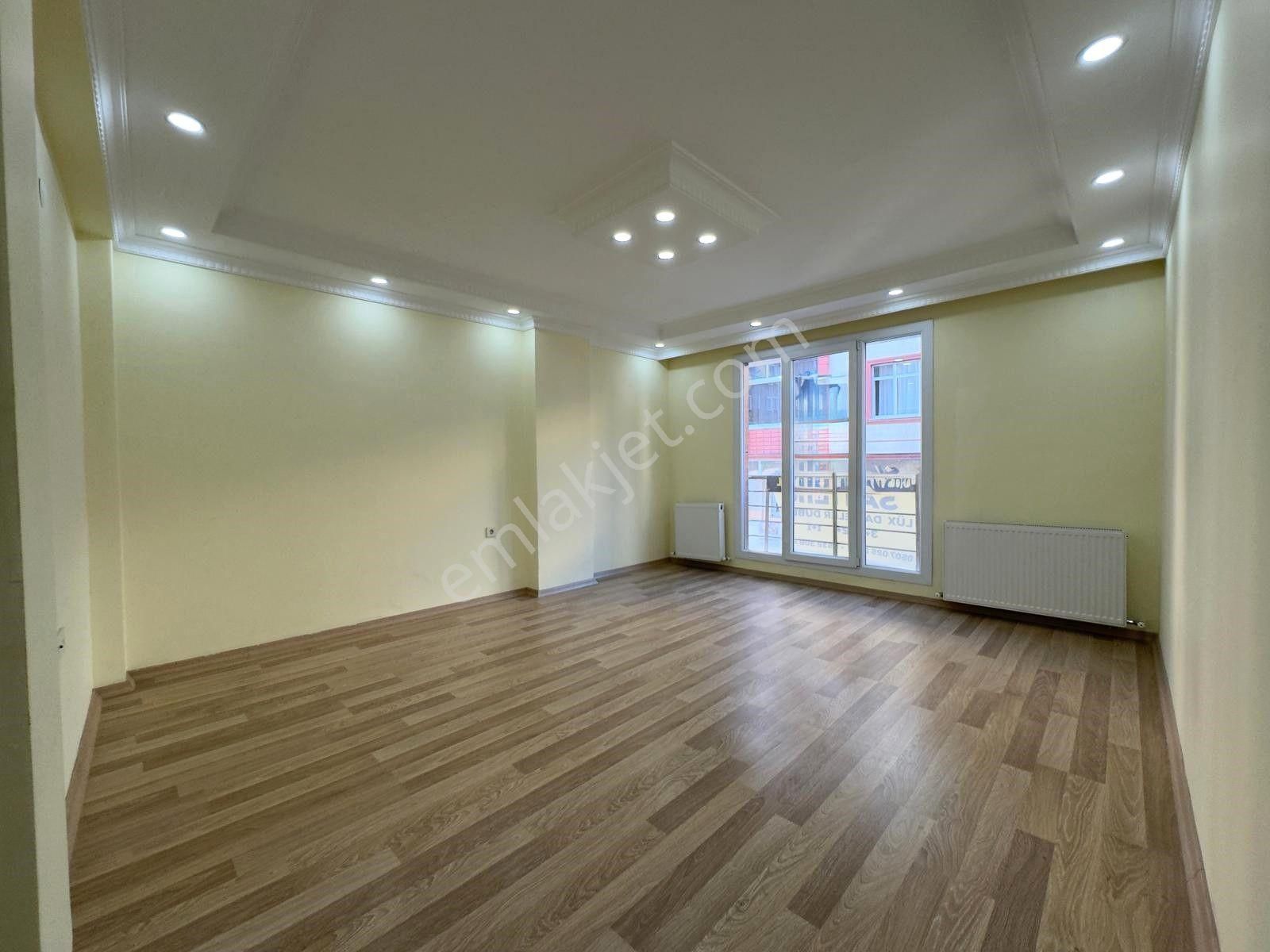 Has Seba'dan İnönü Mh 2+1 85m2 Caddeye Yakın Satılık Arakat Daire