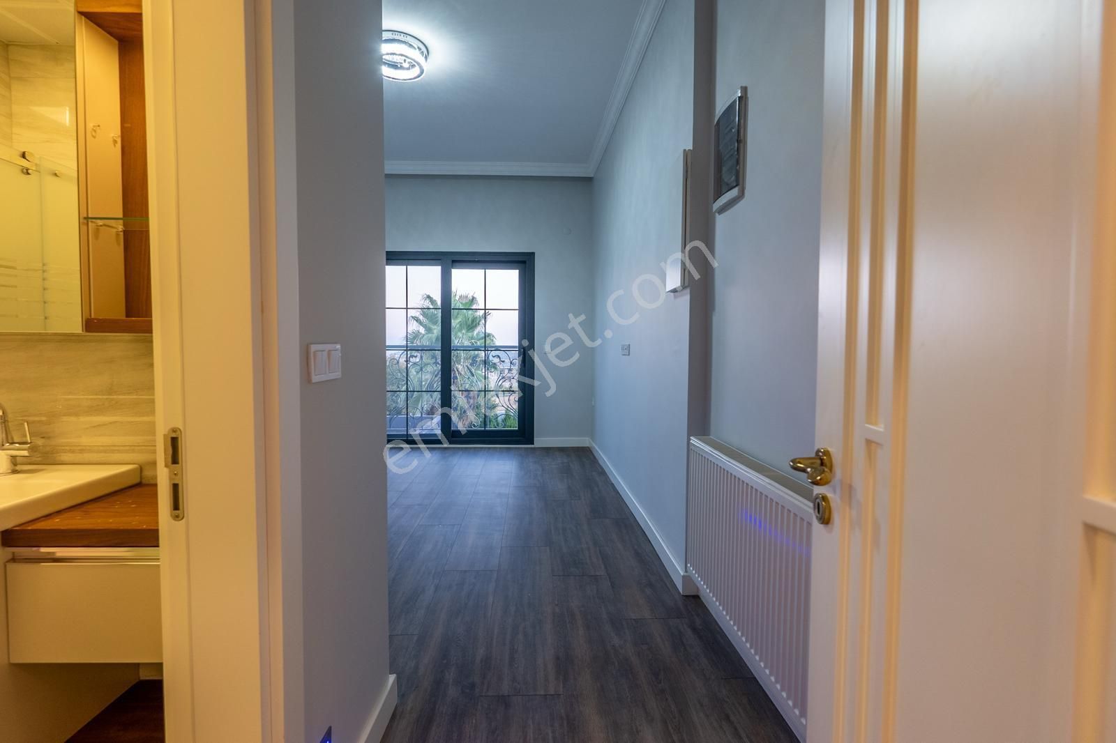 İzmir Kemalpaşa Çiniliköy'de Satılık 8*3 Villa - Görsel 25