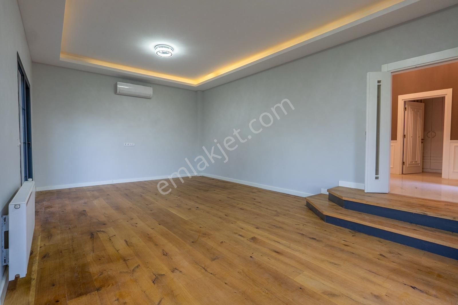 İzmir Kemalpaşa Çiniliköy'de Satılık 8*3 Villa - Görsel 13