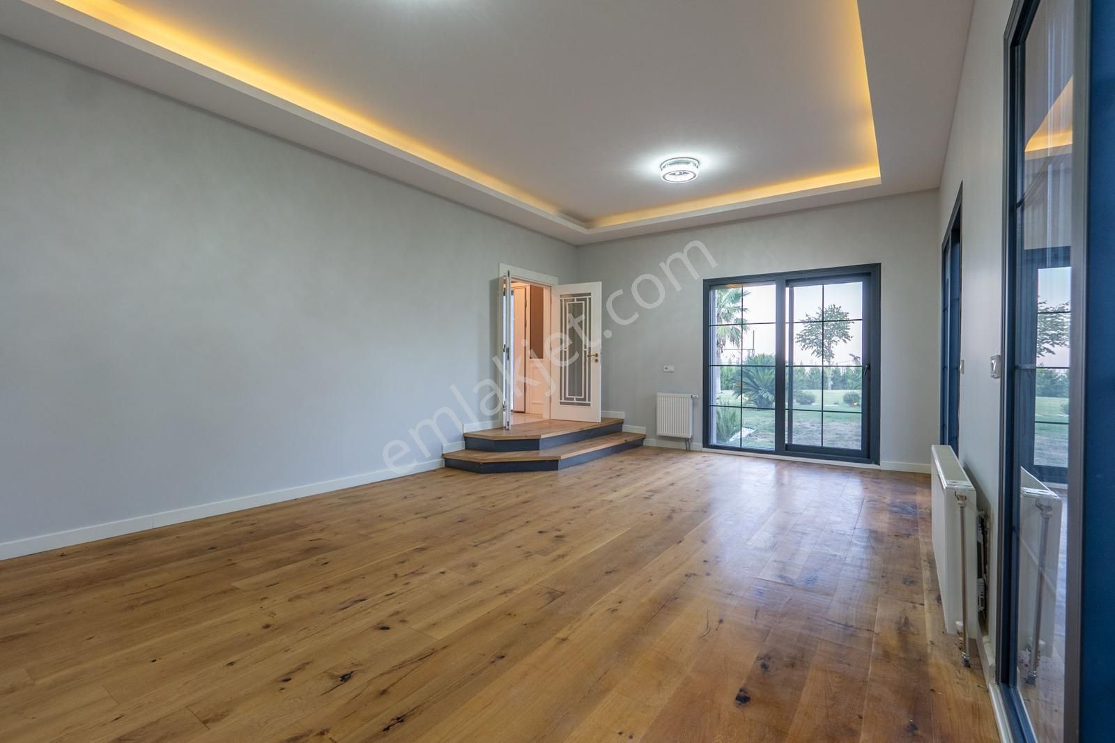 İzmir Kemalpaşa Çiniliköy'de Satılık 8*3 Villa - Görsel 14