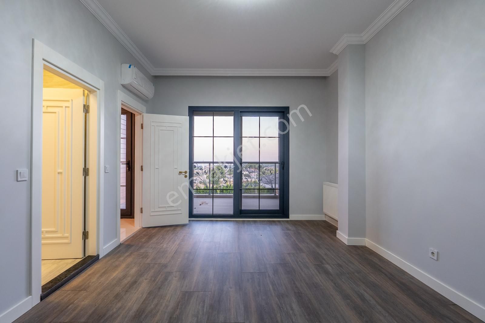 İzmir Kemalpaşa Çiniliköy'de Satılık 8*3 Villa - Görsel 21