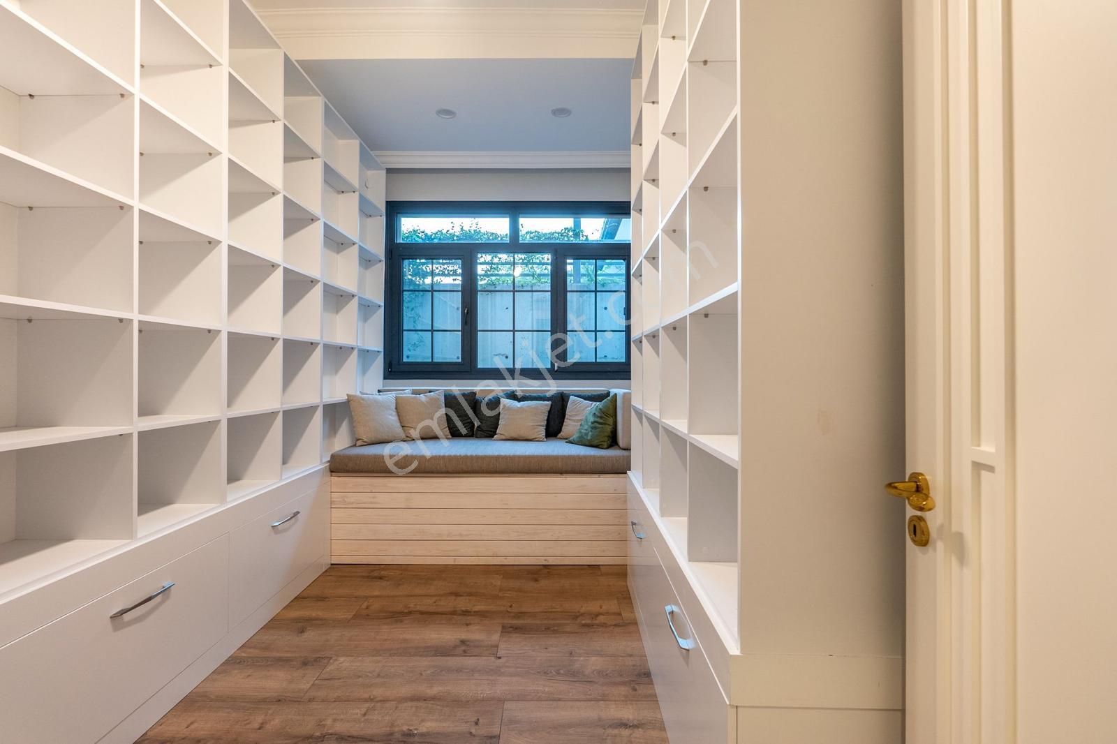 İzmir Kemalpaşa Çiniliköy'de Satılık 8*3 Villa - Görsel 27