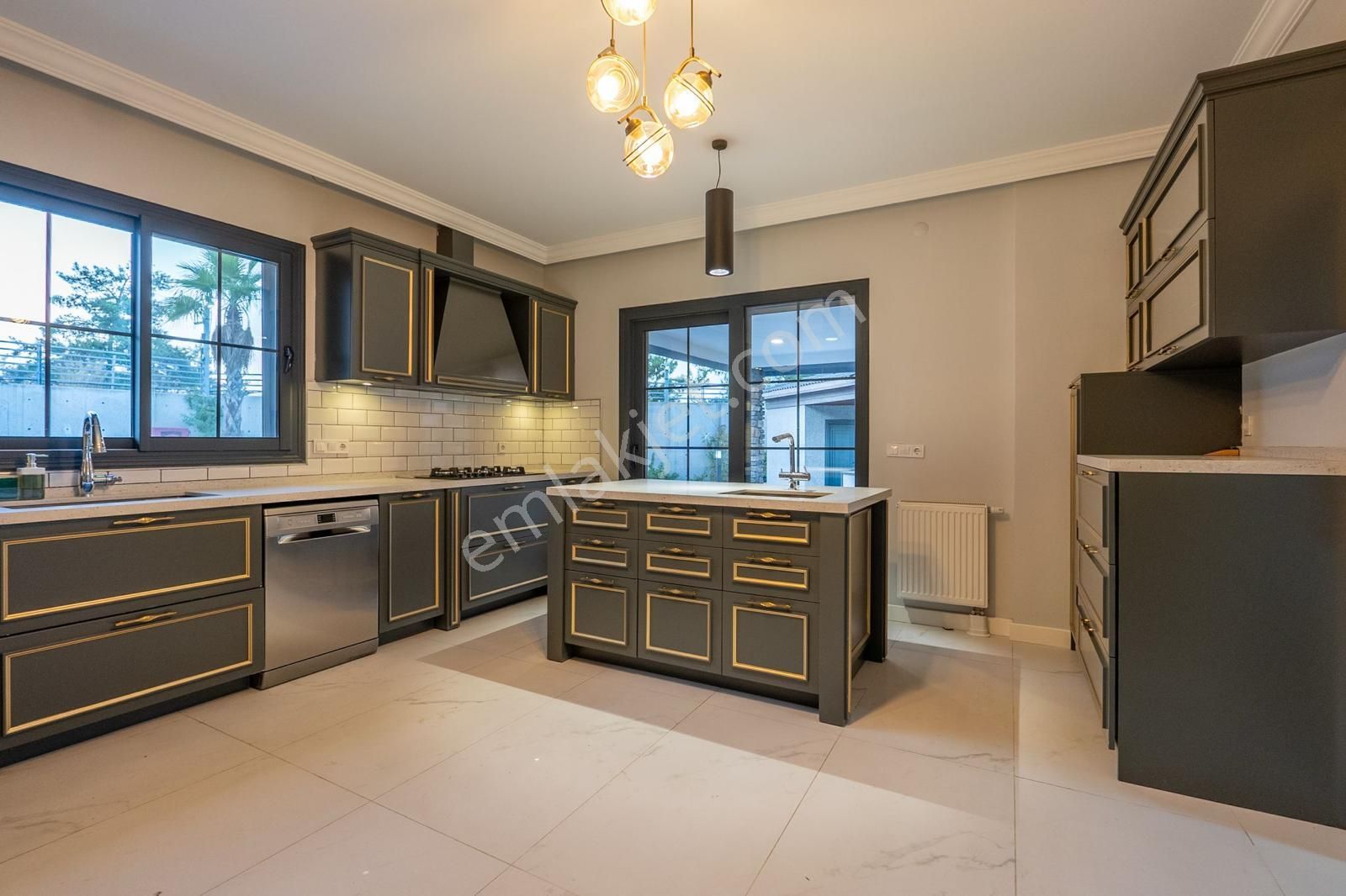 İzmir Kemalpaşa Çiniliköy'de Satılık 8*3 Villa - Görsel 15