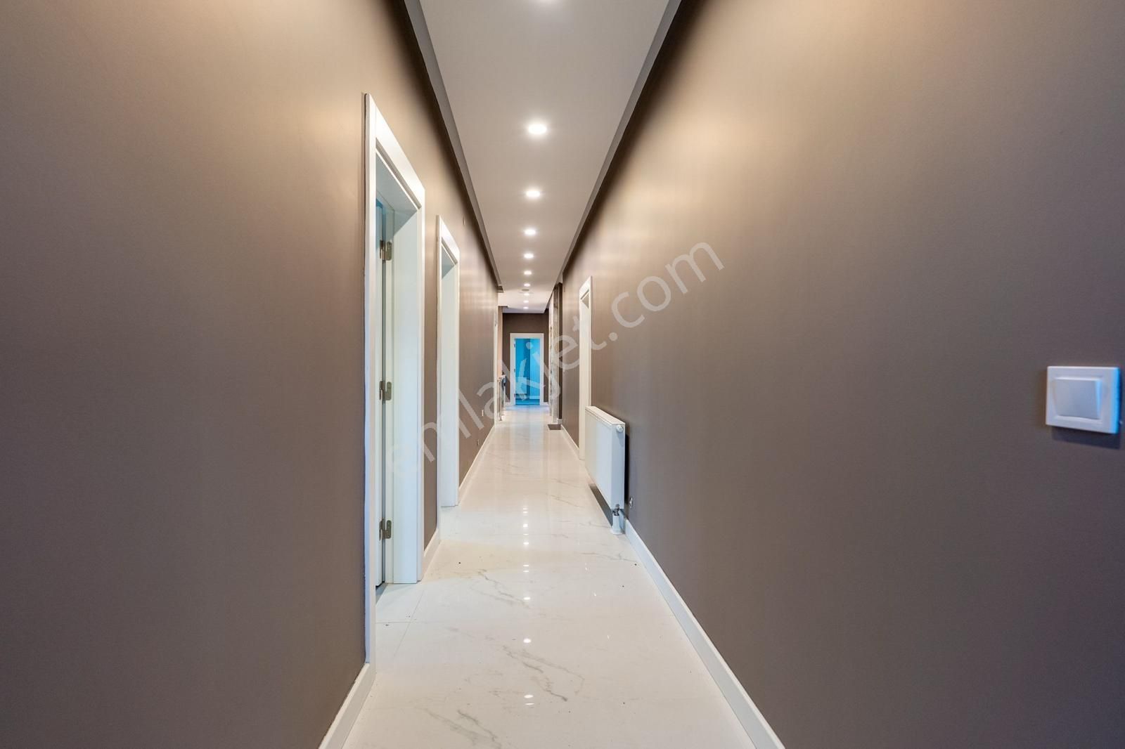 İzmir Kemalpaşa Çiniliköy'de Satılık 8*3 Villa - Görsel 12
