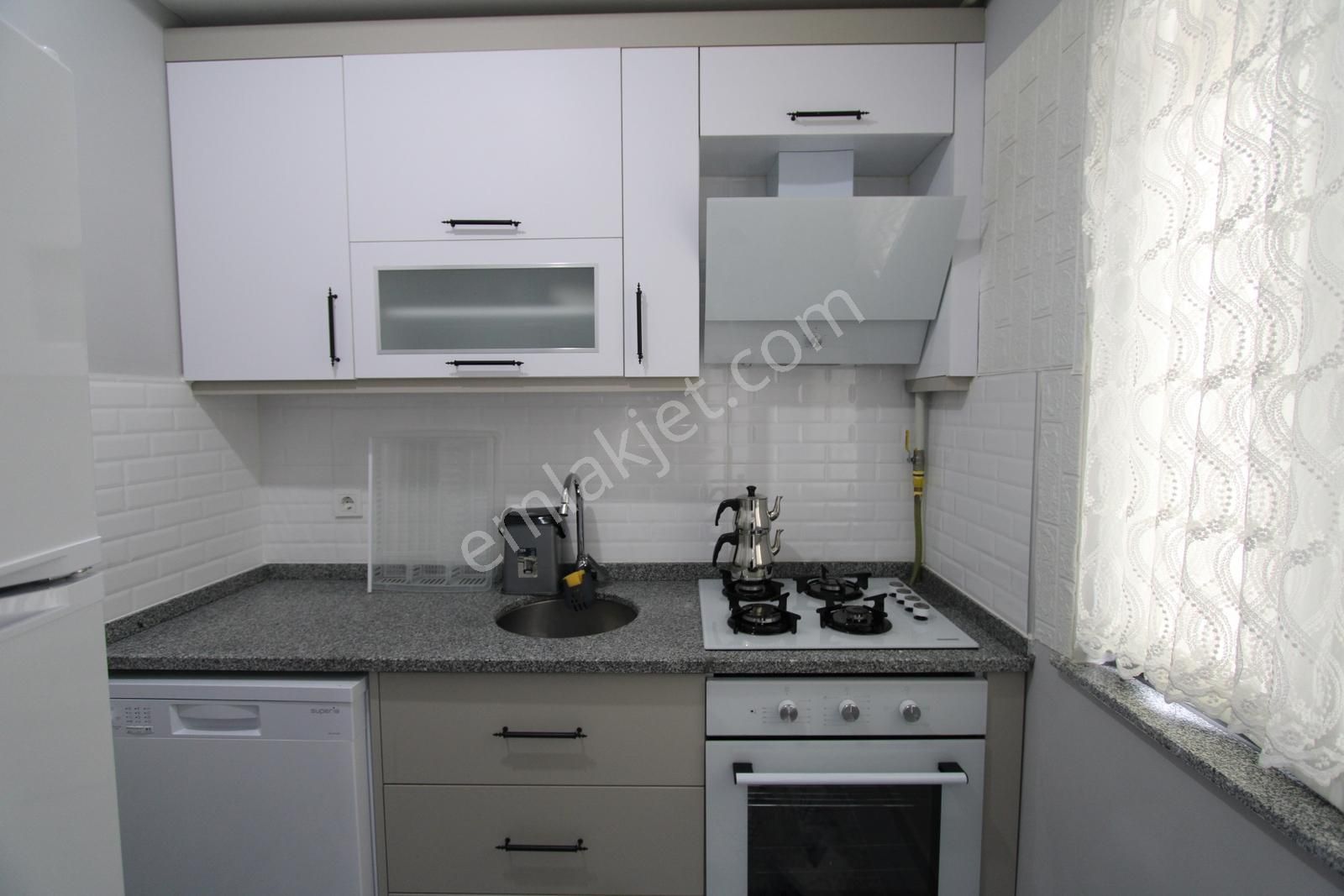 Mir'den Balıkesir Gop'da Full Eşyalı Ayrı Mutfaklı Kiralık 1+1 - Görsel 30