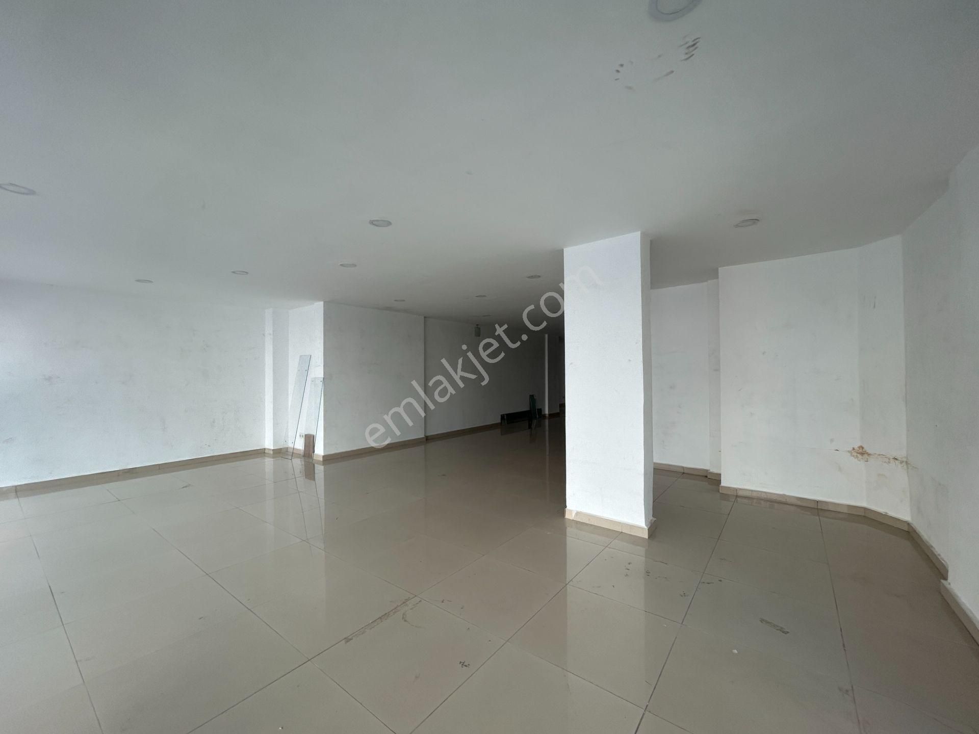Alanya Merkez Yunus Emre Cd. Satılık 3 Katlı 330 M² İş Yeri - Görsel 3