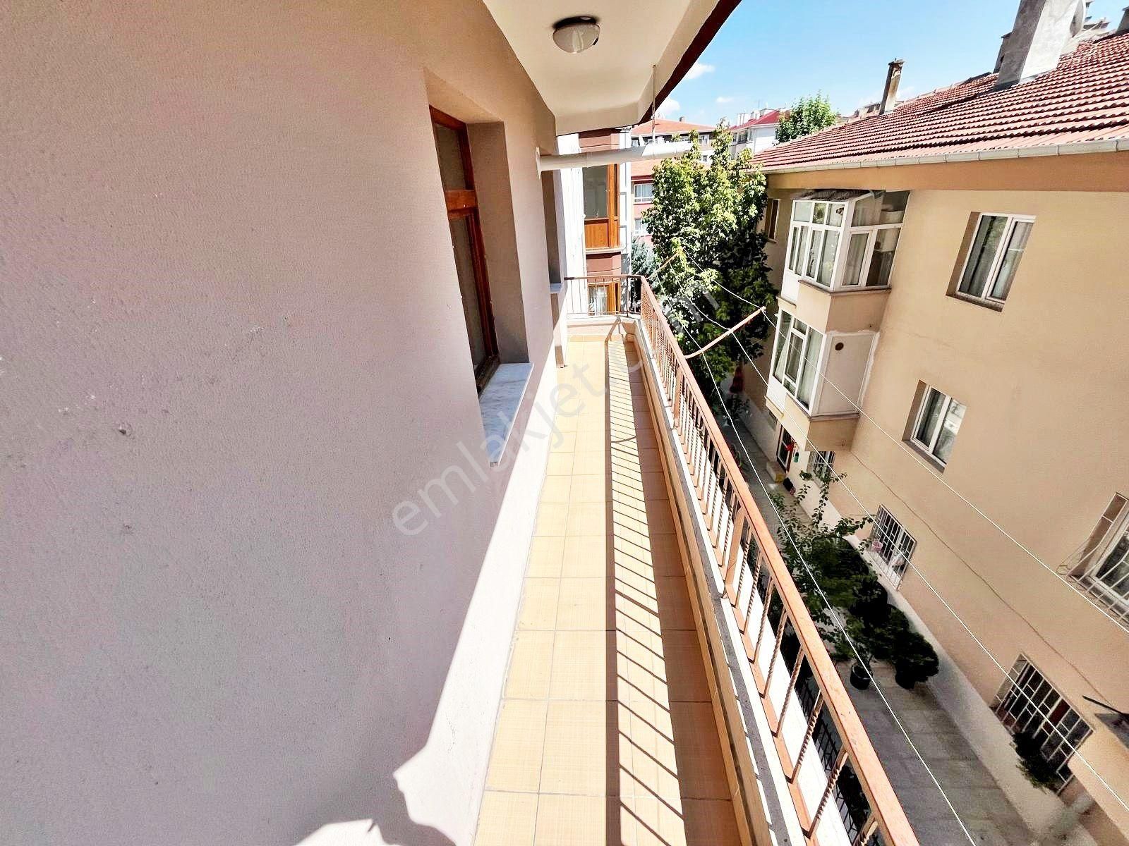 Gold Emlaktan Şehir Hastanesi Ve Antares Avm Yakını Bağımsız Salon Kiralık 3+1 Daire - Görsel 32