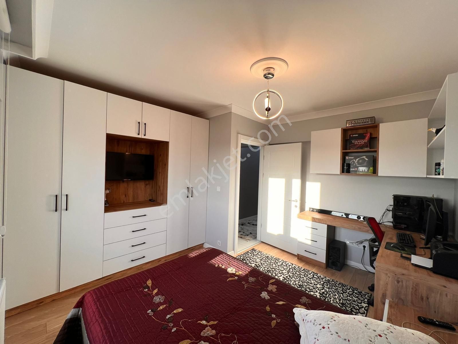 Kavaklıkent'te Full Tadilatlı 3+1 Satılık Daire - Görsel 14