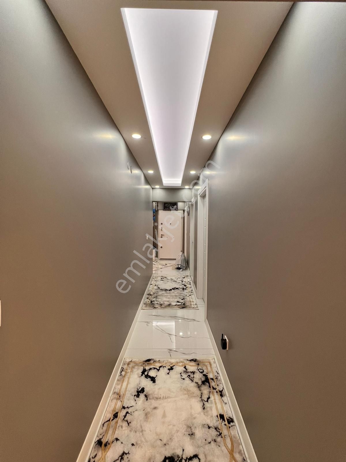 Kavaklıkent'te Full Tadilatlı 3+1 Satılık Daire - Görsel 11