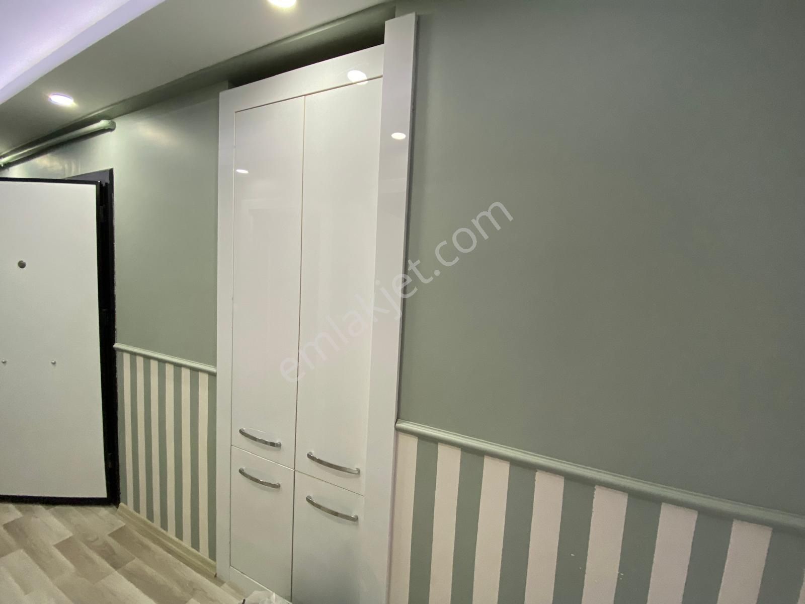 Yeni Mahalle Merkezi Konumda 3+1 Kiralık Daire - Görsel 4