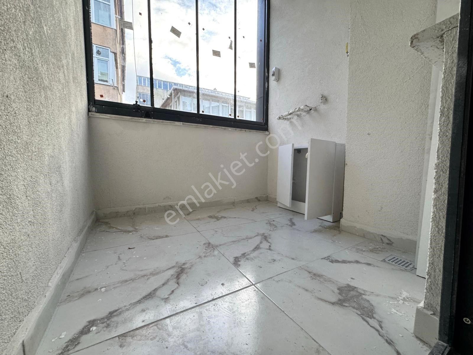 Has Seba'dan Halkalı Merkez Mh 2+1 95m2 Yeni Binada Arakat Daire - Görsel 21