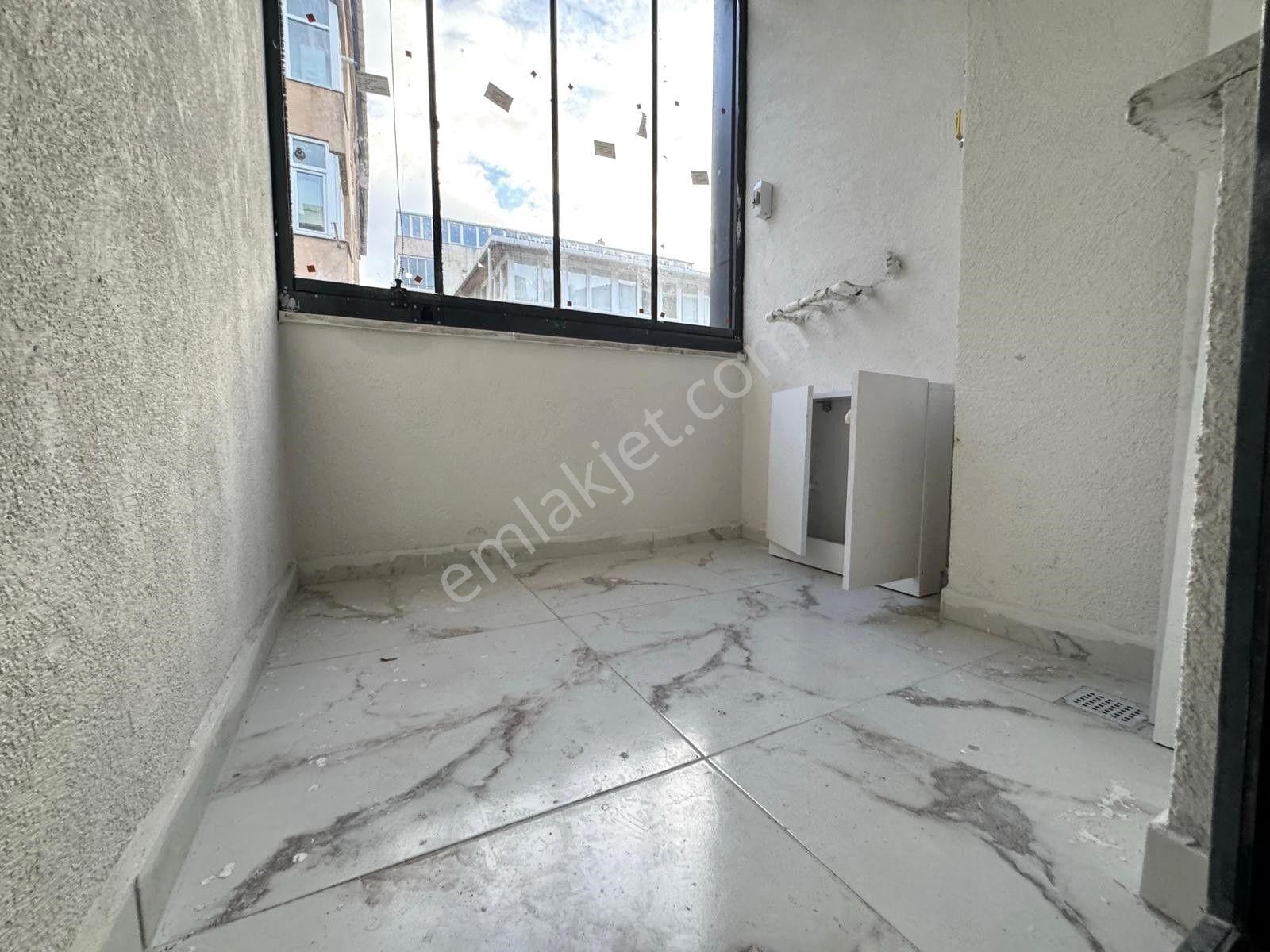 Has Seba'dan Halkalı Merkez Mh 2+1 95m2 Yeni Binada Arakat Daire - Görsel 22