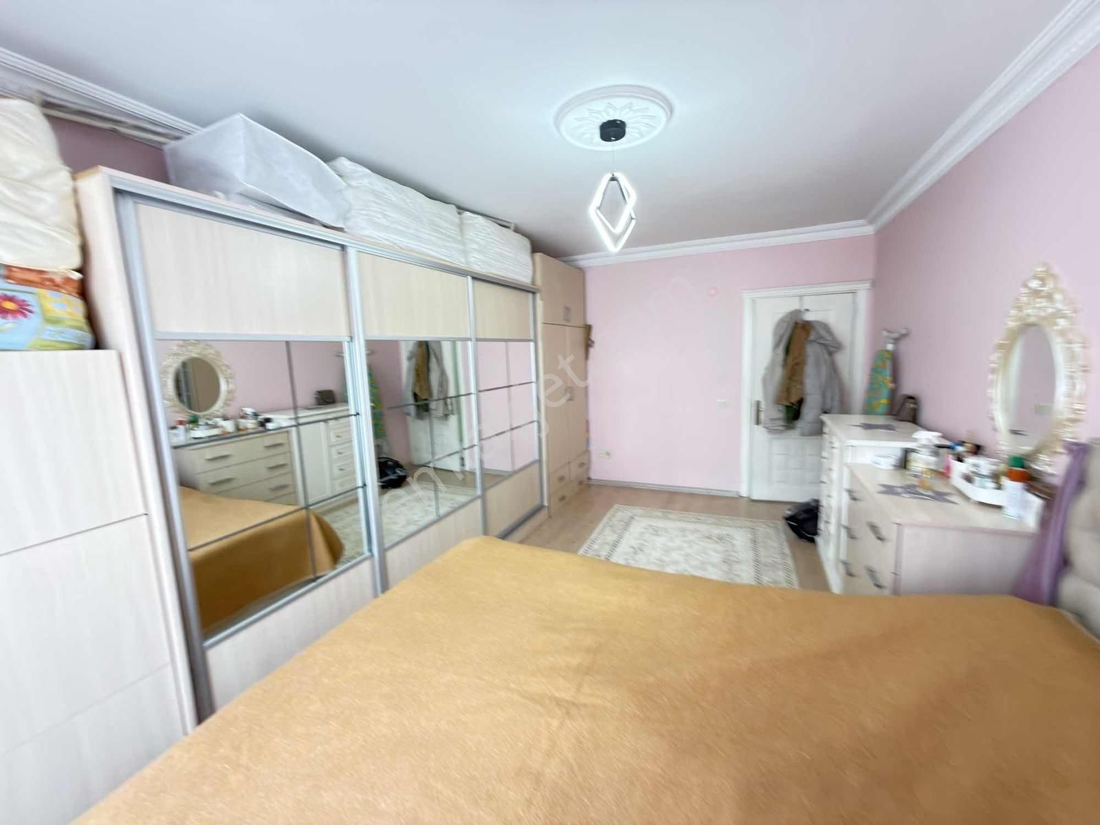 Marmarayın Dibinde 5+2 Net 190 M2 Ayrı Girişli Satılık Dubleks - Görsel 6