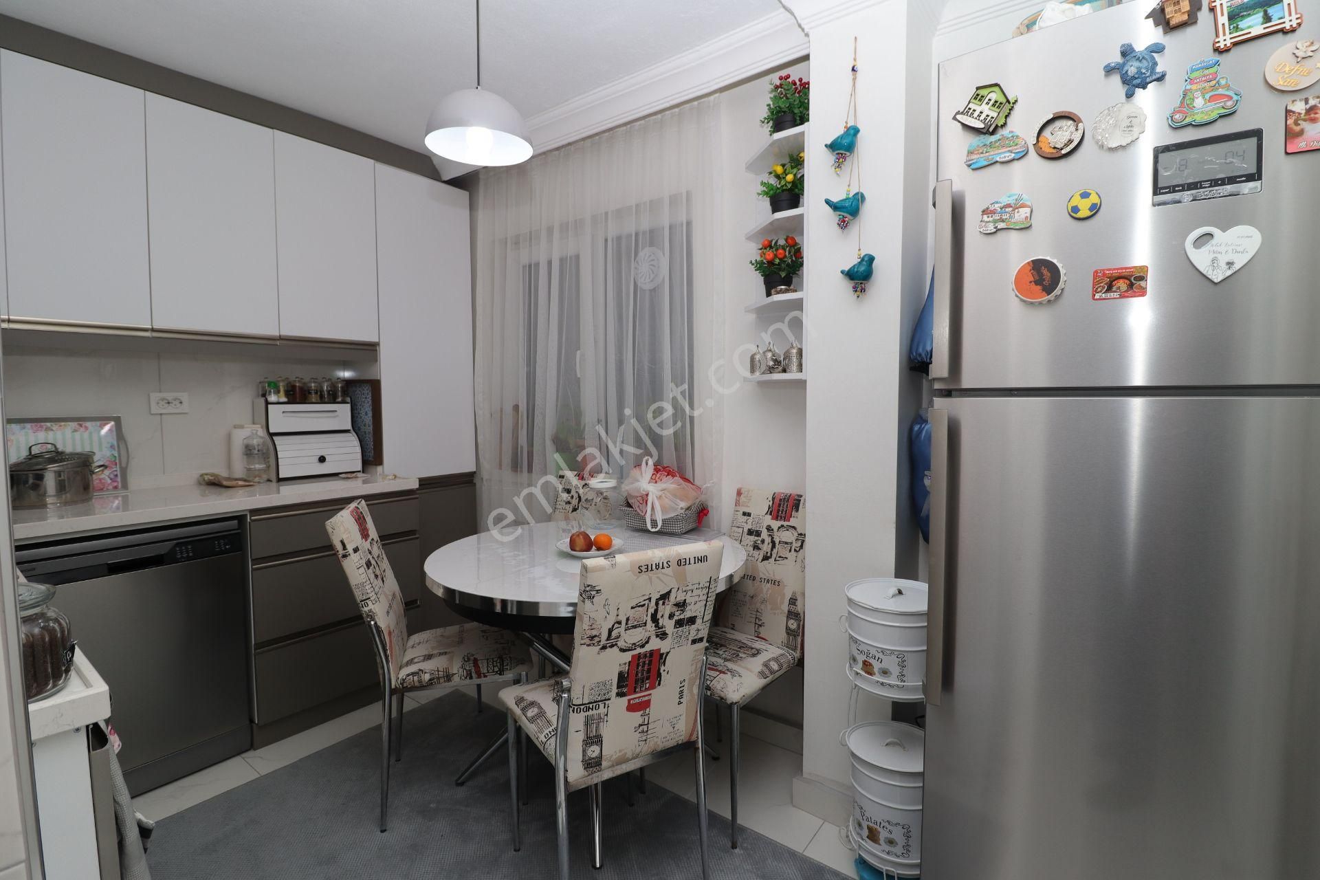 Akif'ten Atakent'te Cadde Üzeri Ön Cephe Full Yapılı 2+1 Satılık Daire - Görsel 3