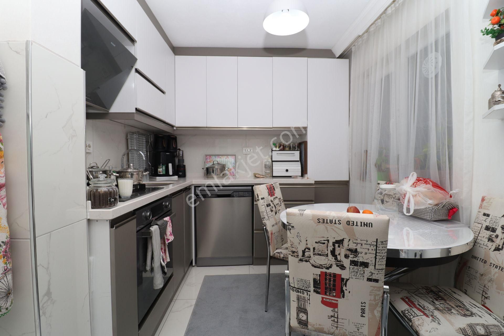 Akif'ten Atakent'te Cadde Üzeri Ön Cephe Full Yapılı 2+1 Satılık Daire - Görsel 2