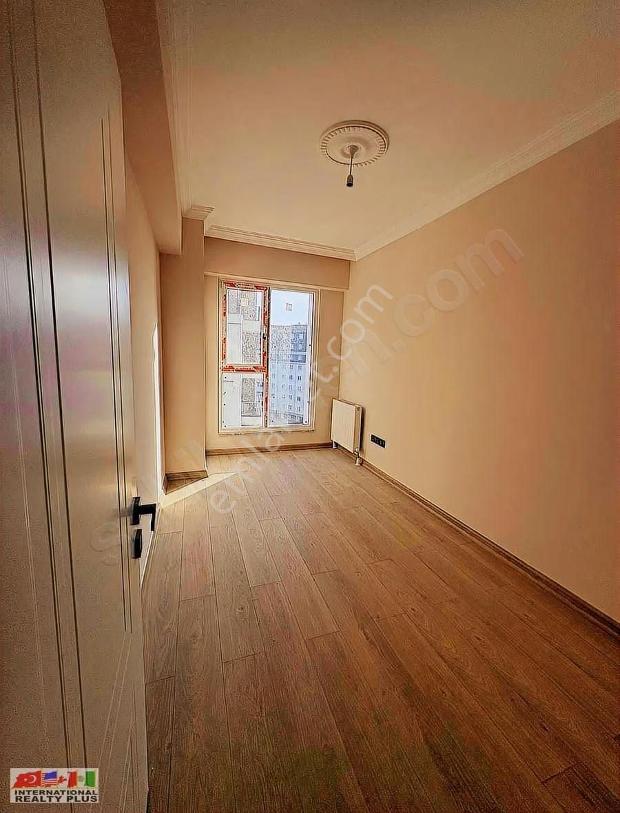 Tuzla Berrak Sitesinde 3+1 Kiralık Daire - Görsel 26