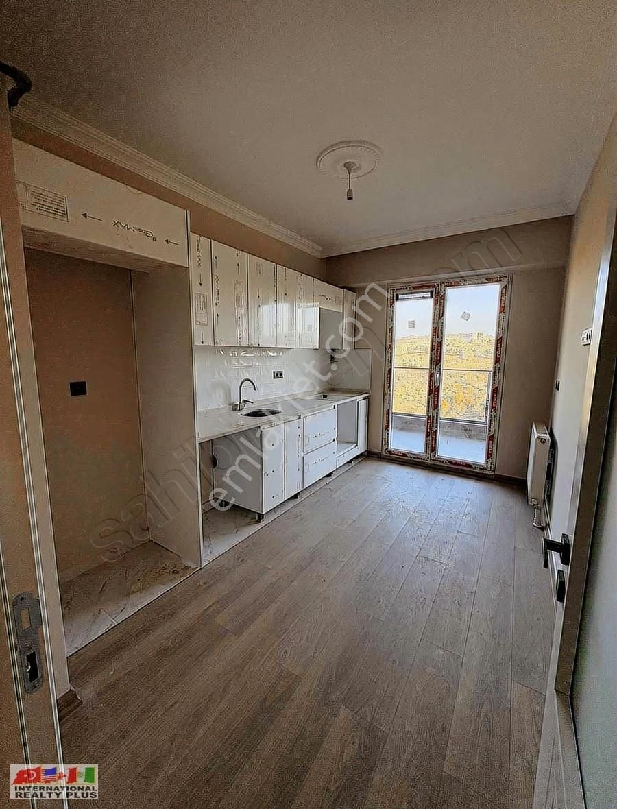 Tuzla Berrak Sitesinde 3+1 Kiralık Daire - Görsel 30
