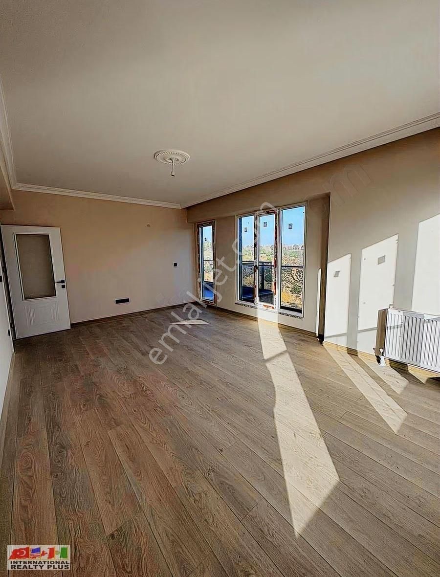 Tuzla Berrak Sitesinde 3+1 Kiralık Daire - Görsel 18
