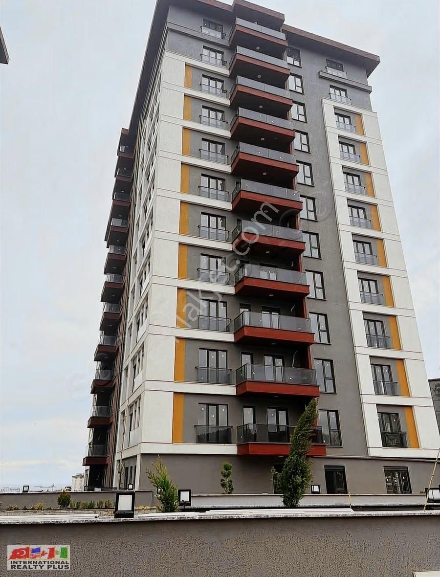 Tuzla Berrak Sitesinde 3+1 Kiralık Daire - Görsel 19