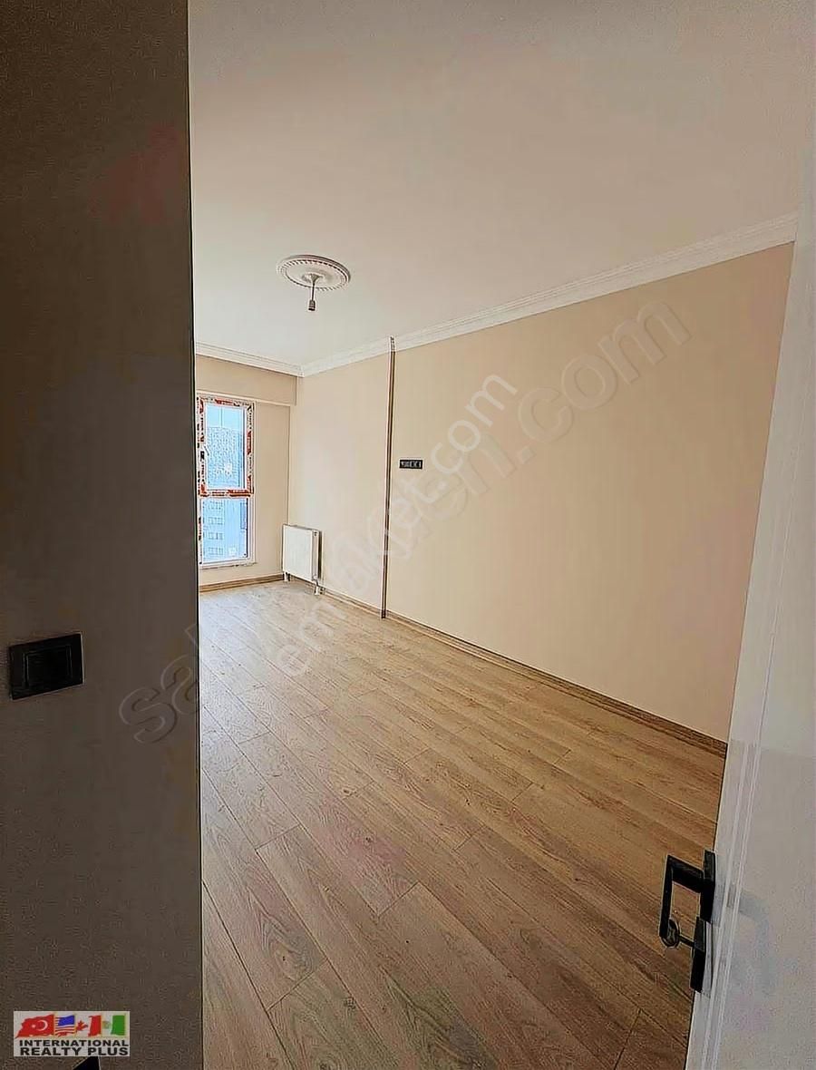 Tuzla Berrak Sitesinde 3+1 Kiralık Daire - Görsel 10