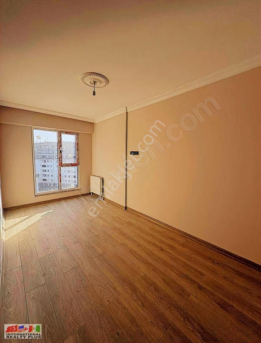 Tuzla Berrak Sitesinde 3+1 Kiralık Daire - Görsel 7
