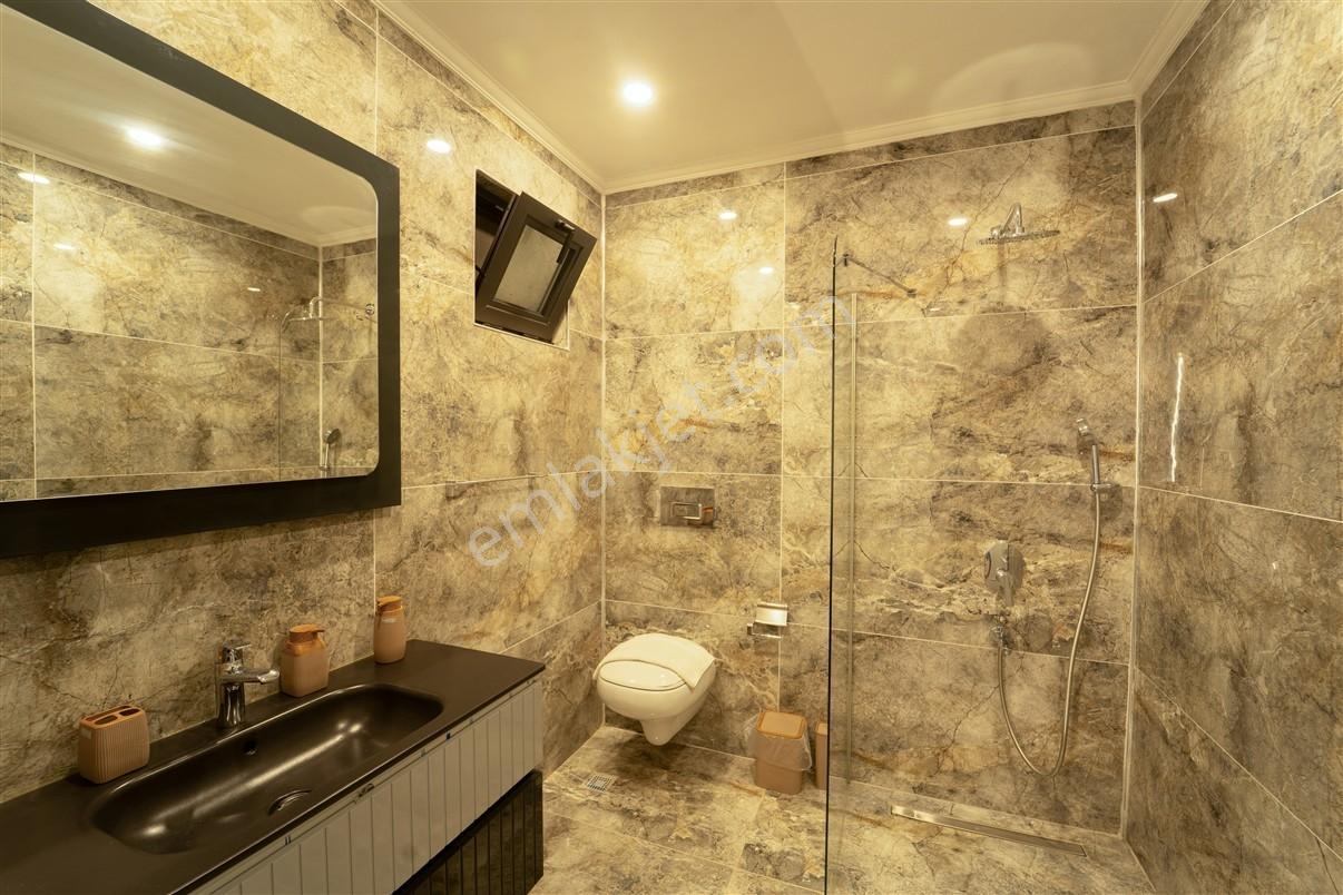 Kalkan Merkezde (5+2) İmarlı İskanlı Villa - Görsel 15