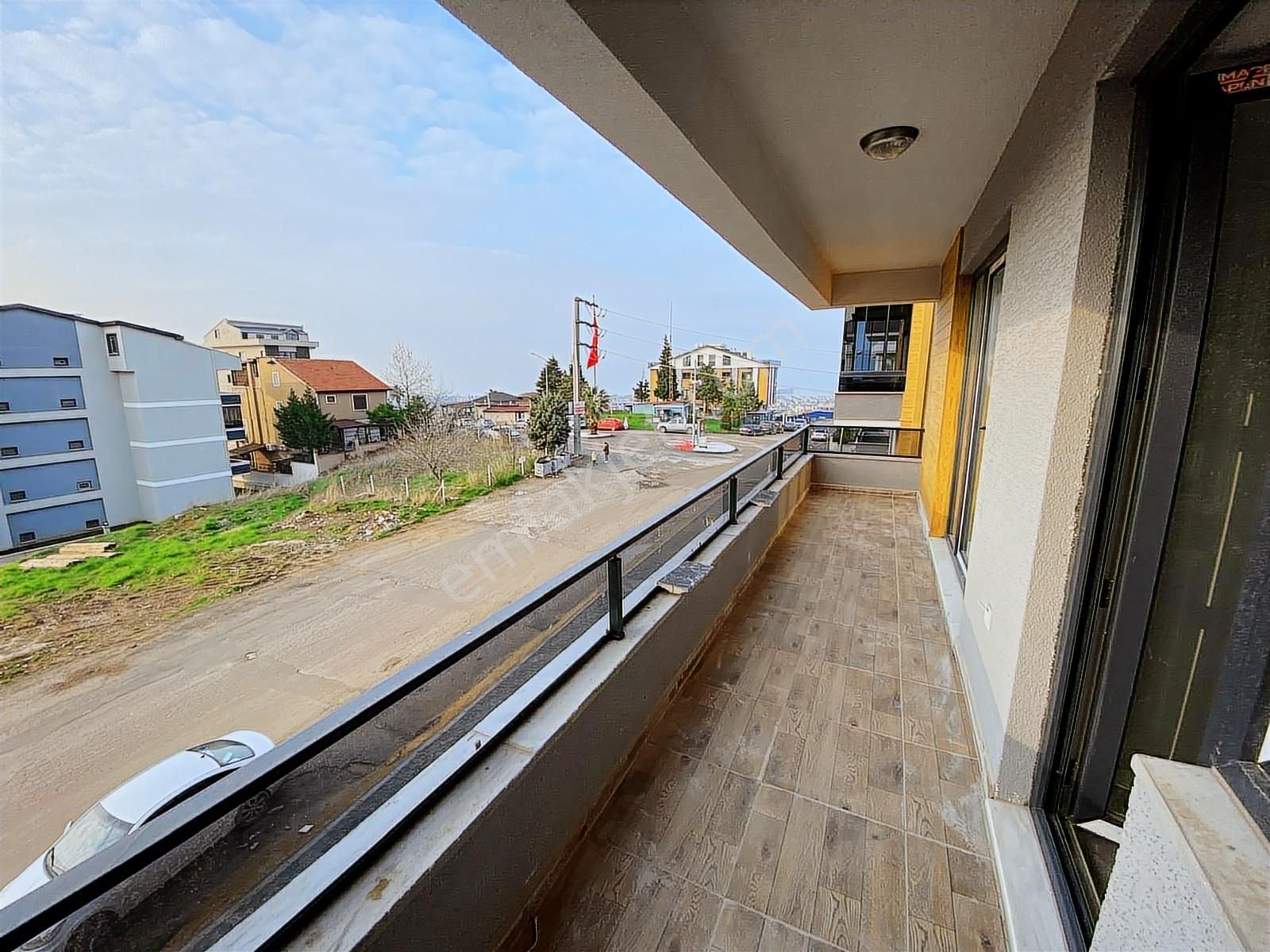 Çiftlikköy Bayraktepe'de 3+1 Satılık Arakat Daire.. - Görsel 23