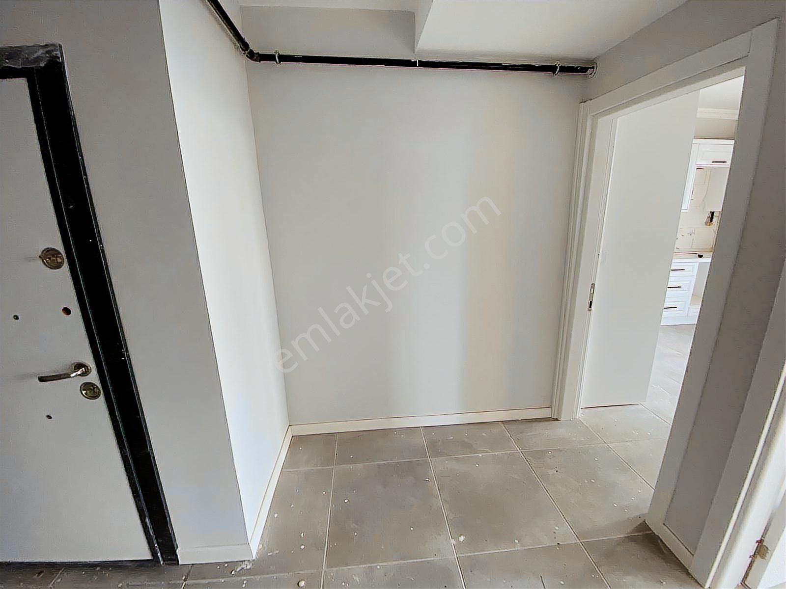 Çiftlikköy Bayraktepe'de 3+1 Satılık Arakat Daire.. - Görsel 6