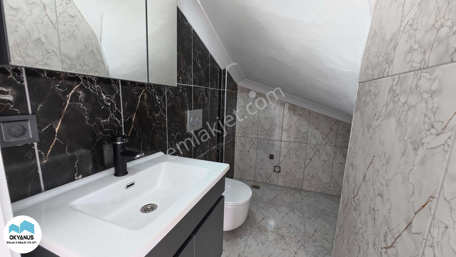 Sakarya Kocaalide Müstakil Bahçe Kullanımlı 3+1 Villa!!! - Görsel 17