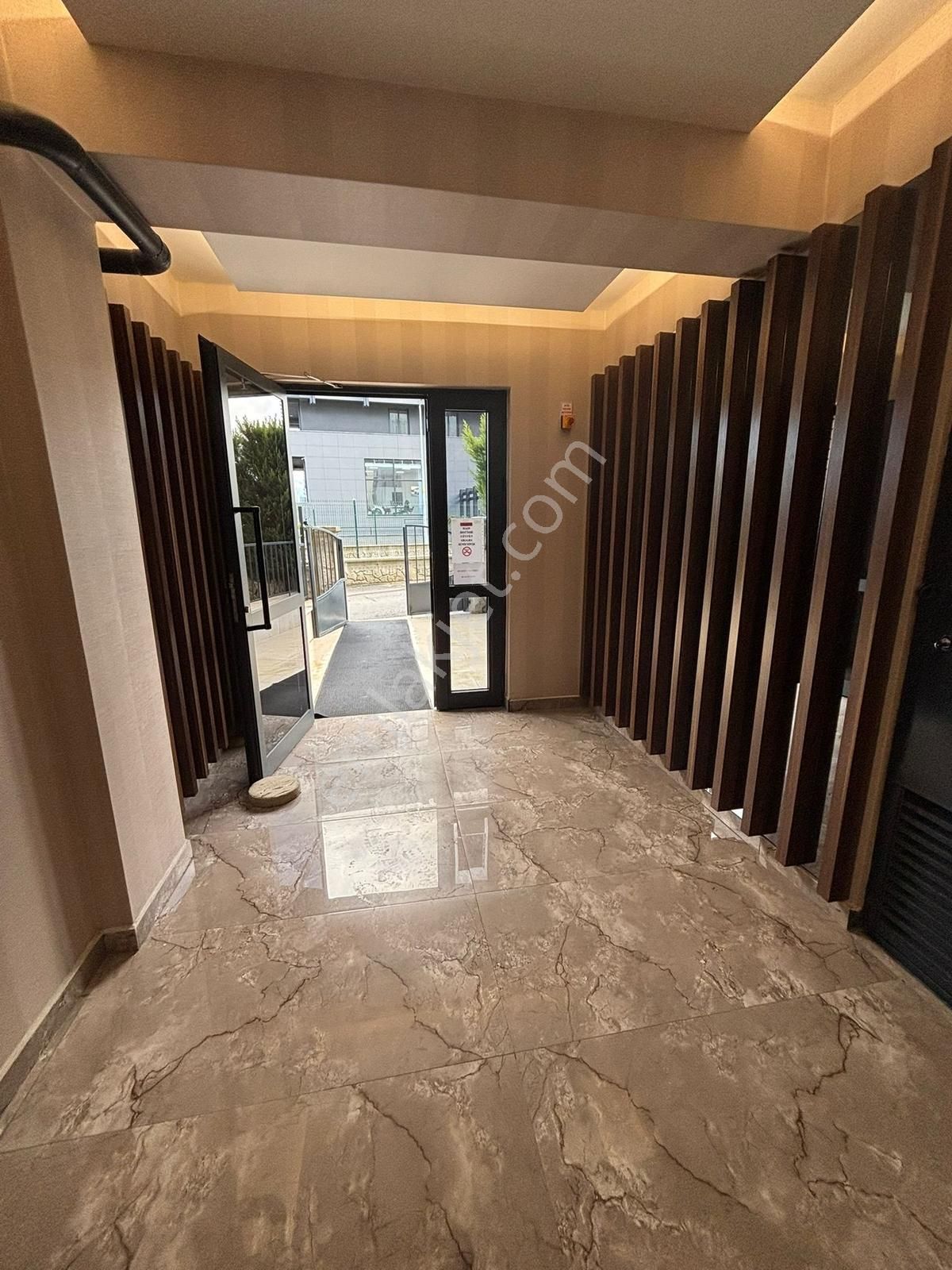 Adalette 1+1 Lüks Kiralık Full Eşyalı Apart - Görsel 14