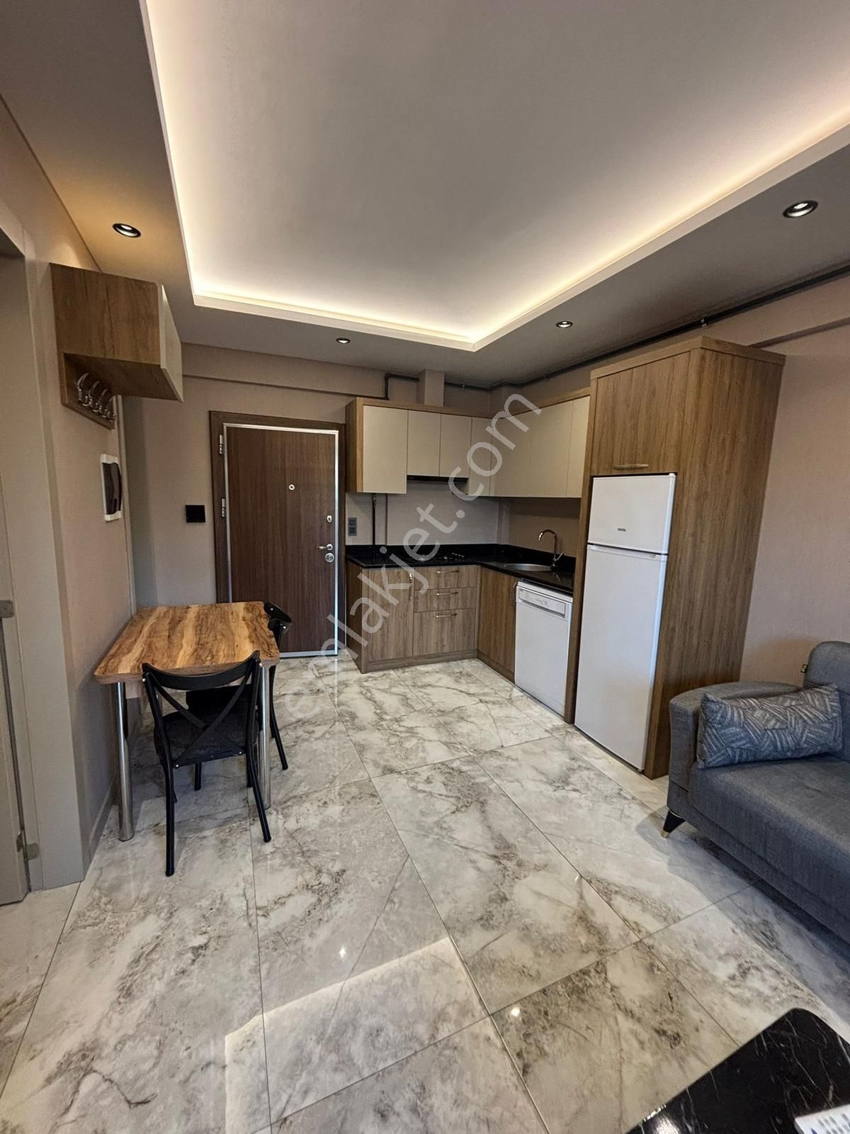 Adalette 1+1 Lüks Kiralık Full Eşyalı Apart