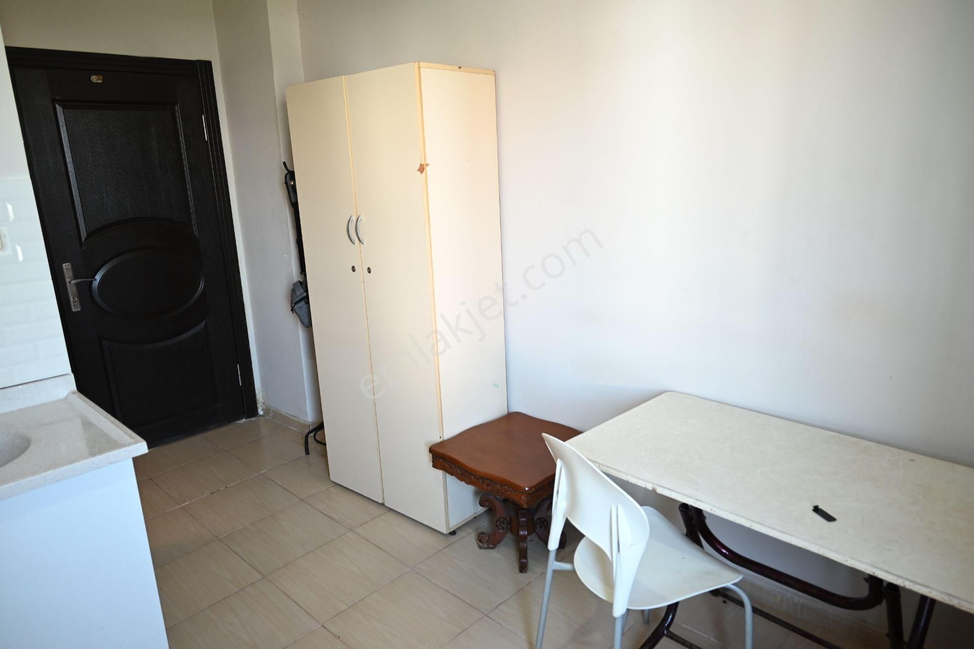 Üstünkent Emlak'tan Çiftlikköyde 1+0 Eşyalı Kiralık Stüdyo Apart - Görsel 4
