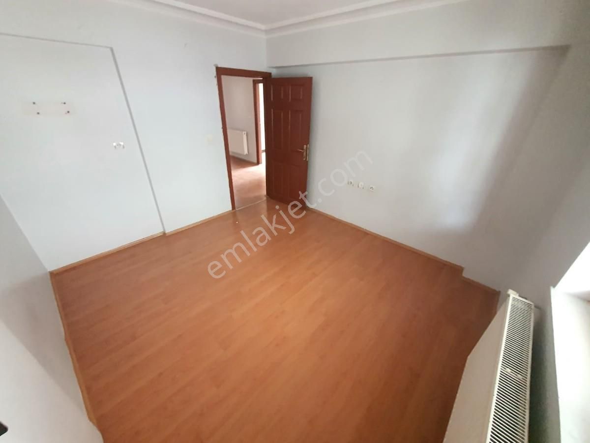 Etimesgut Piyade Mah 3+1 Bağımsız Yapılı Gömüsüz Bahçe Kat Daire - Görsel 8