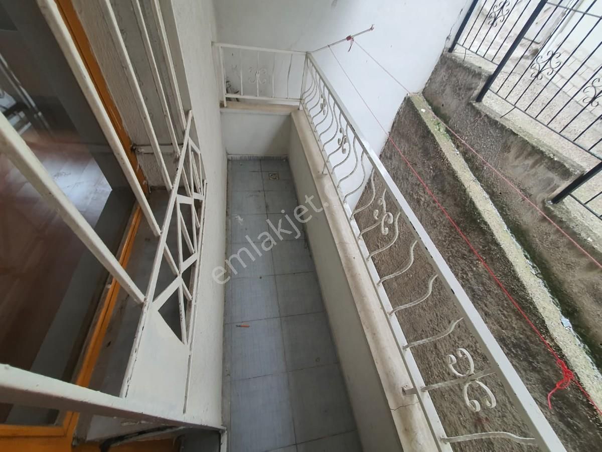 Etimesgut Piyade Mah 3+1 Bağımsız Yapılı Gömüsüz Bahçe Kat Daire - Görsel 18