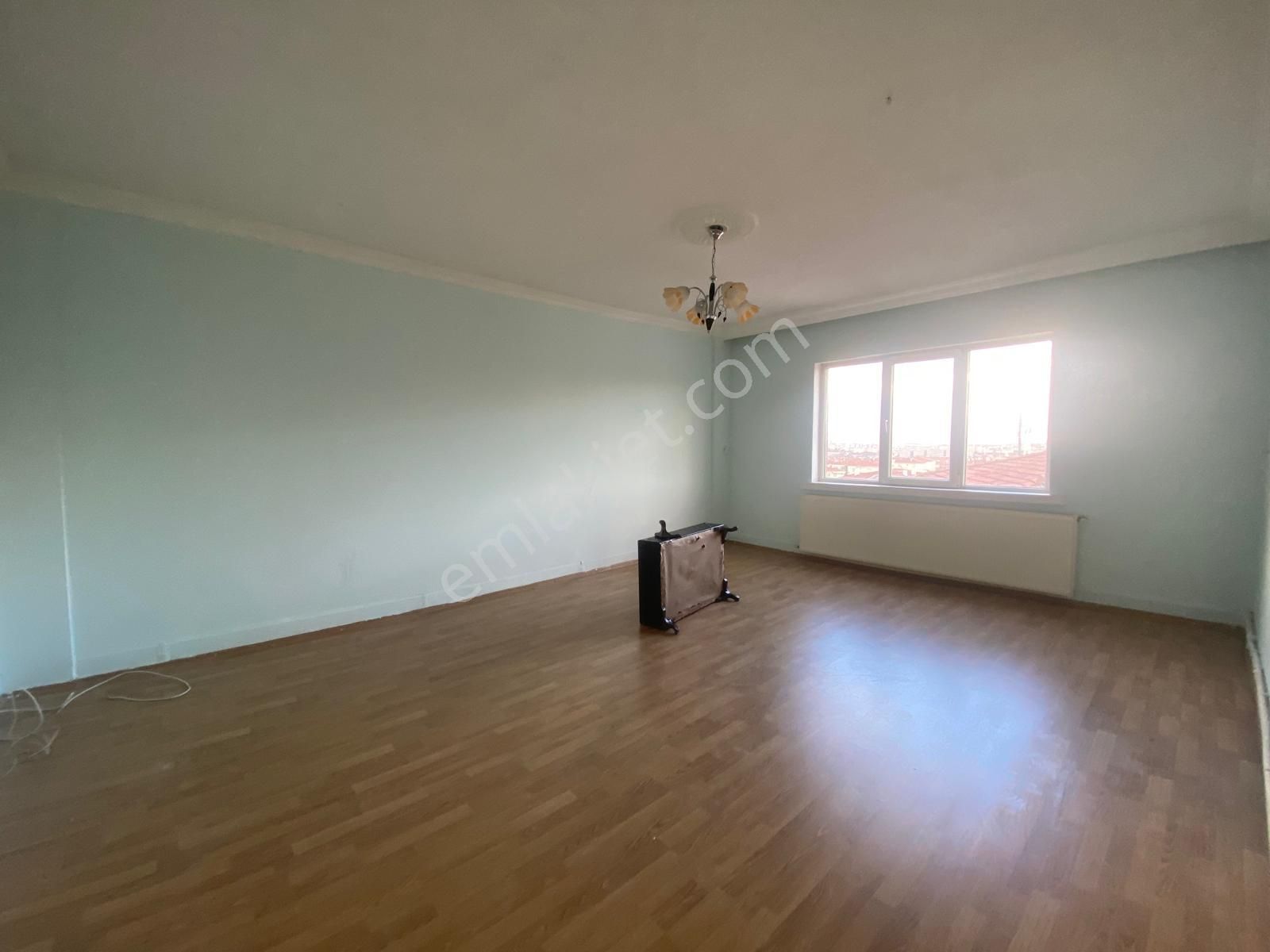 Koza Emlak'tan Osmanlı Mahalesinde Mükemmel Manzaralı Site İçi Ara Katta Bağımsız 3+1 Kiralık Dairee - Görsel 9