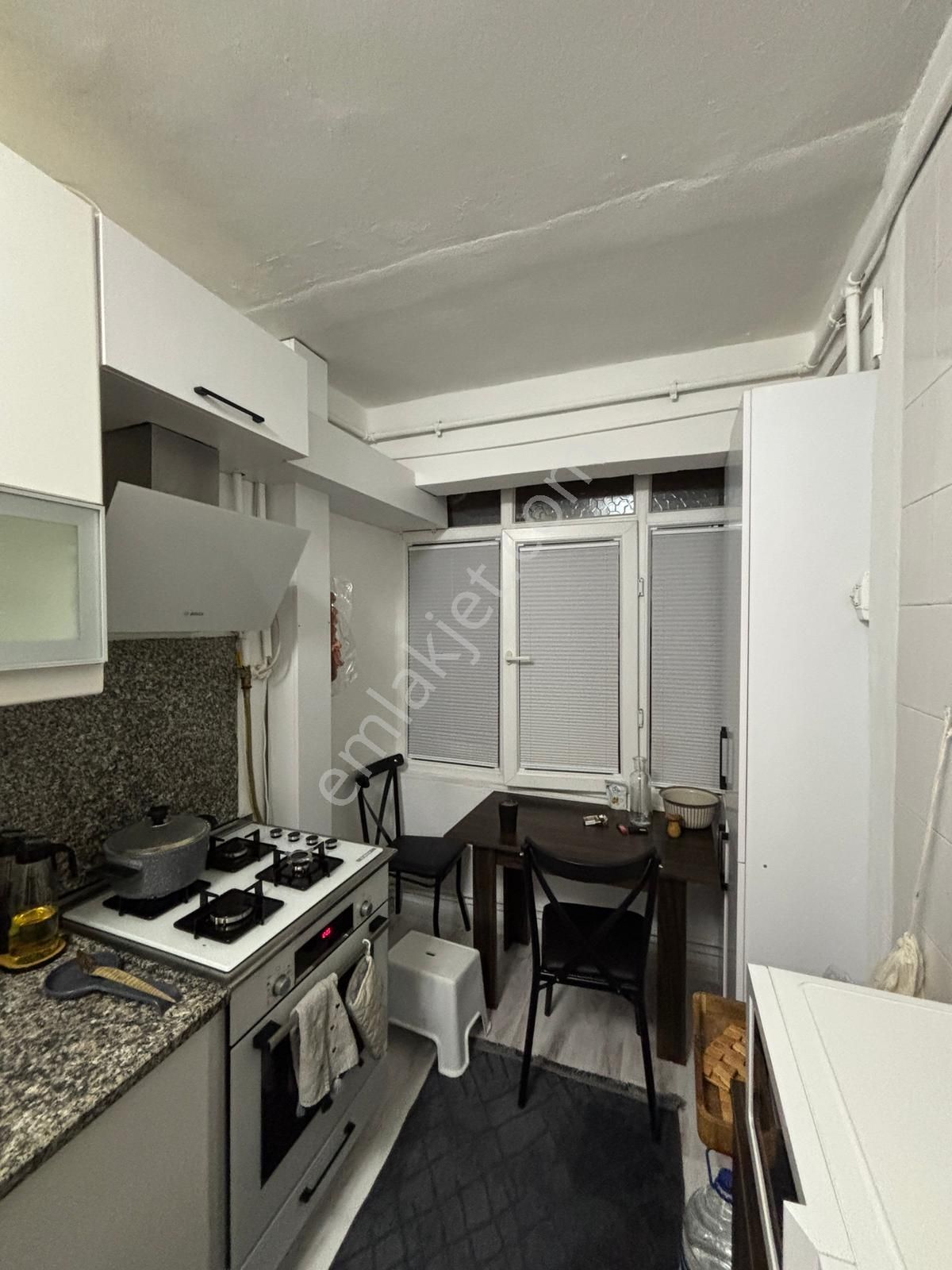 Batı Yapıdan Metrobüse 10 Dk Balkonlu Arakat 2+1 Kiralık - Görsel 17