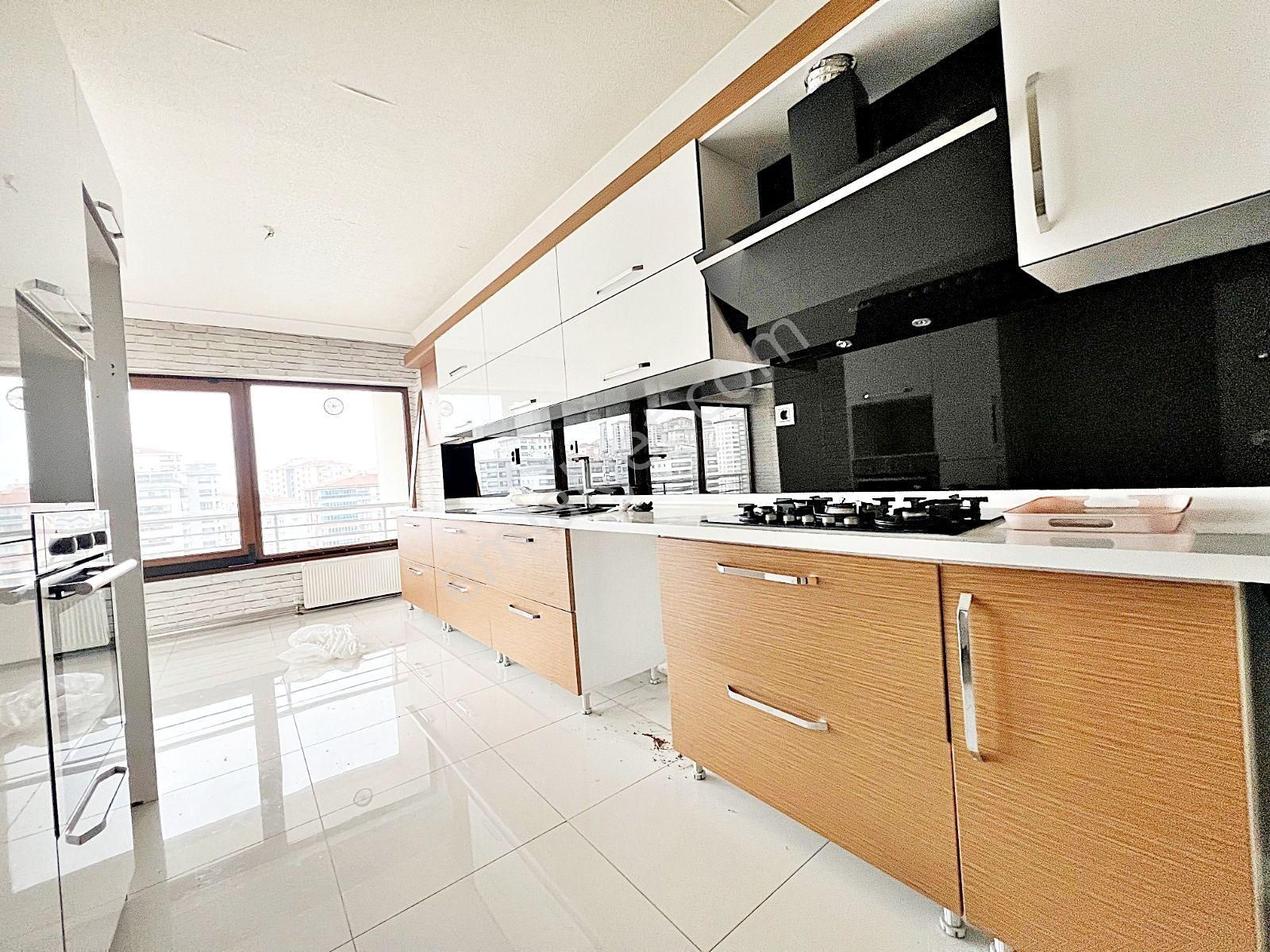 Veranka Invest'den Kayalar Vadi Manzaralı Site İçerisinde 4+1 Satılık Daire - Görsel 4