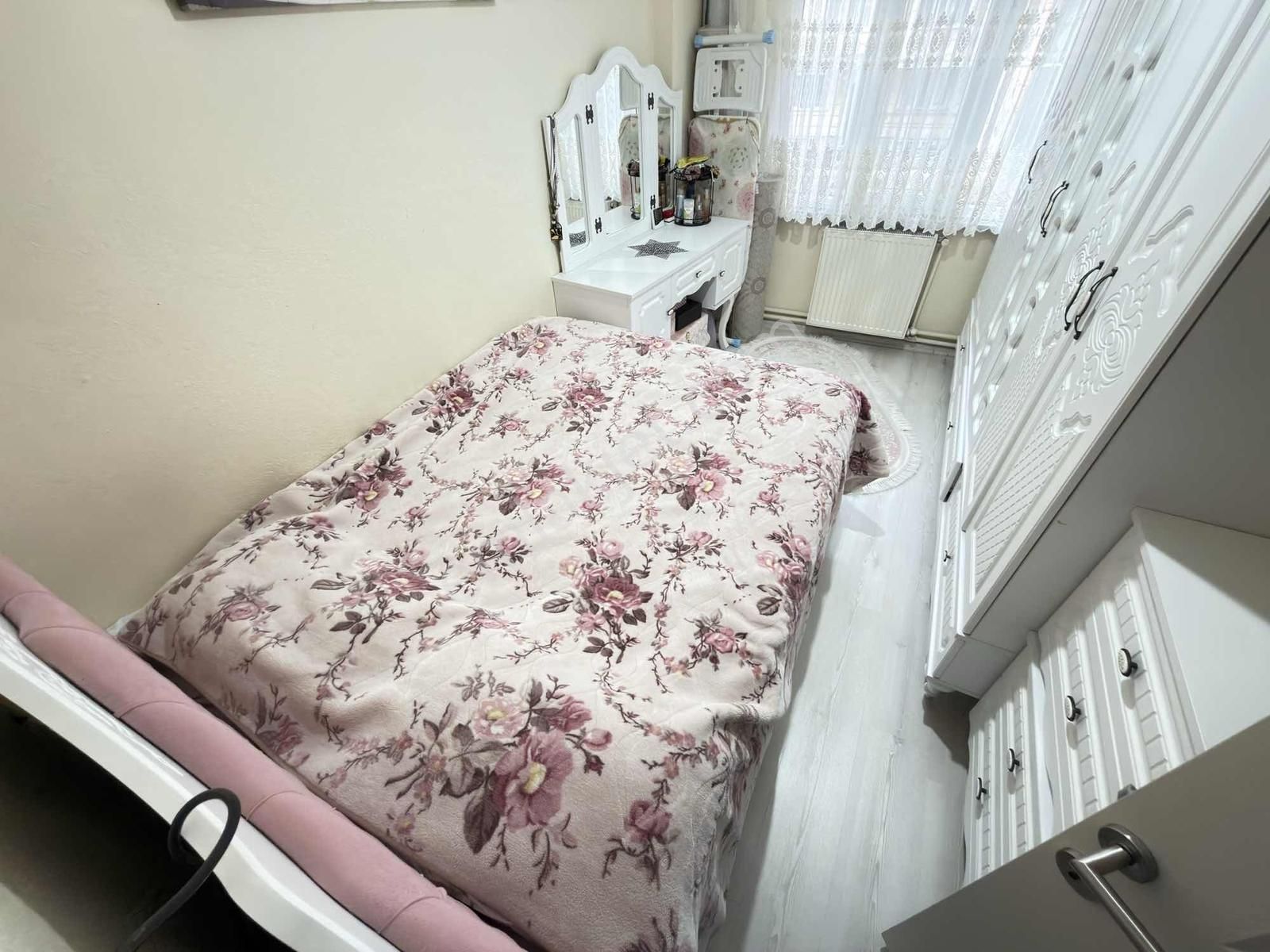 Söğütlüçeşme'de Net 80 M2 2+1 Alt Bölgede Bakımlı Satılık Daire - Görsel 32