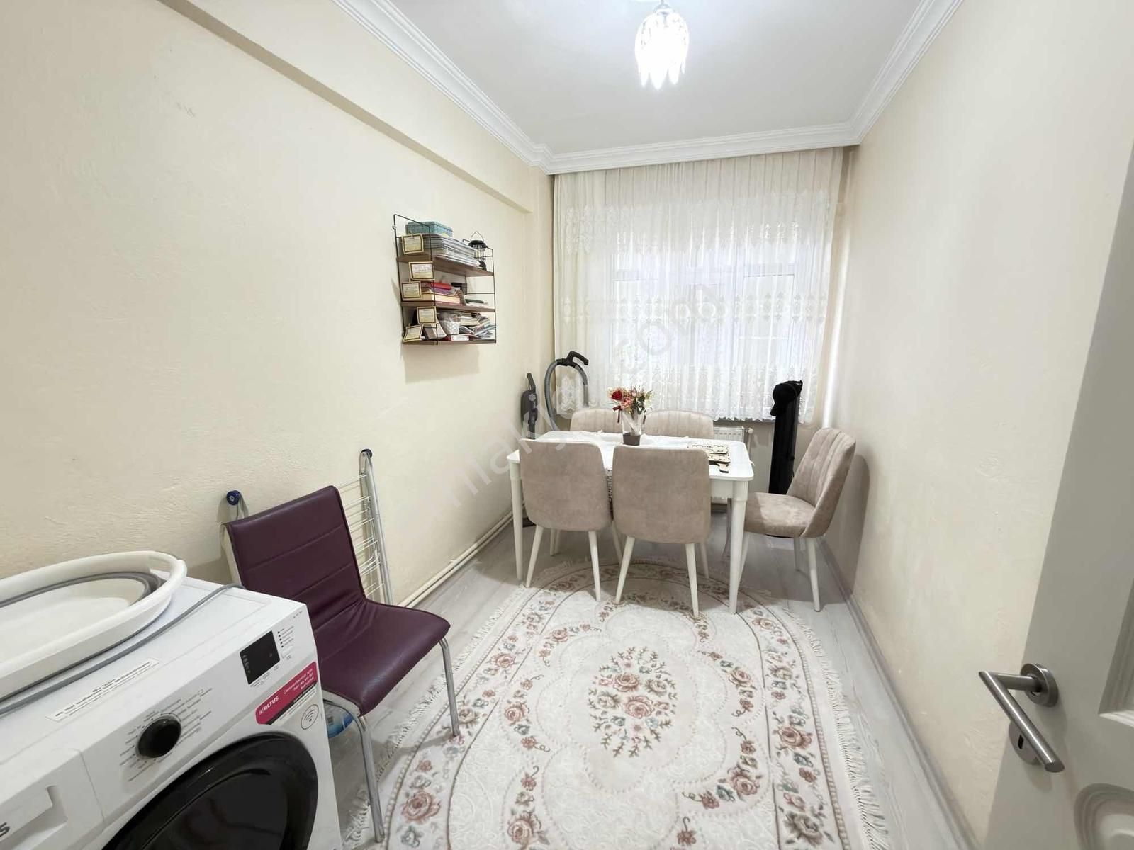 Söğütlüçeşme'de Net 80 M2 2+1 Alt Bölgede Bakımlı Satılık Daire - Görsel 10