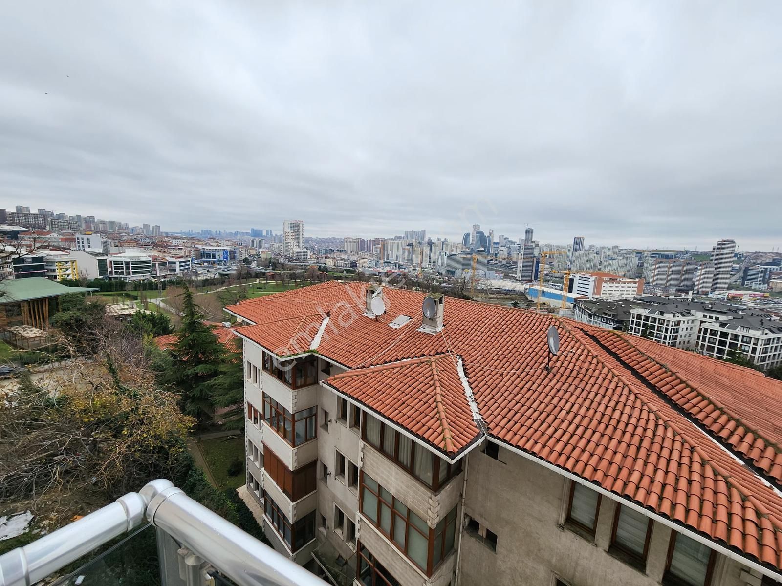 Remax Ekspres ' Ten Yakuplu Da Satılık Modern 3+1 Satılık Daire - Görsel 23