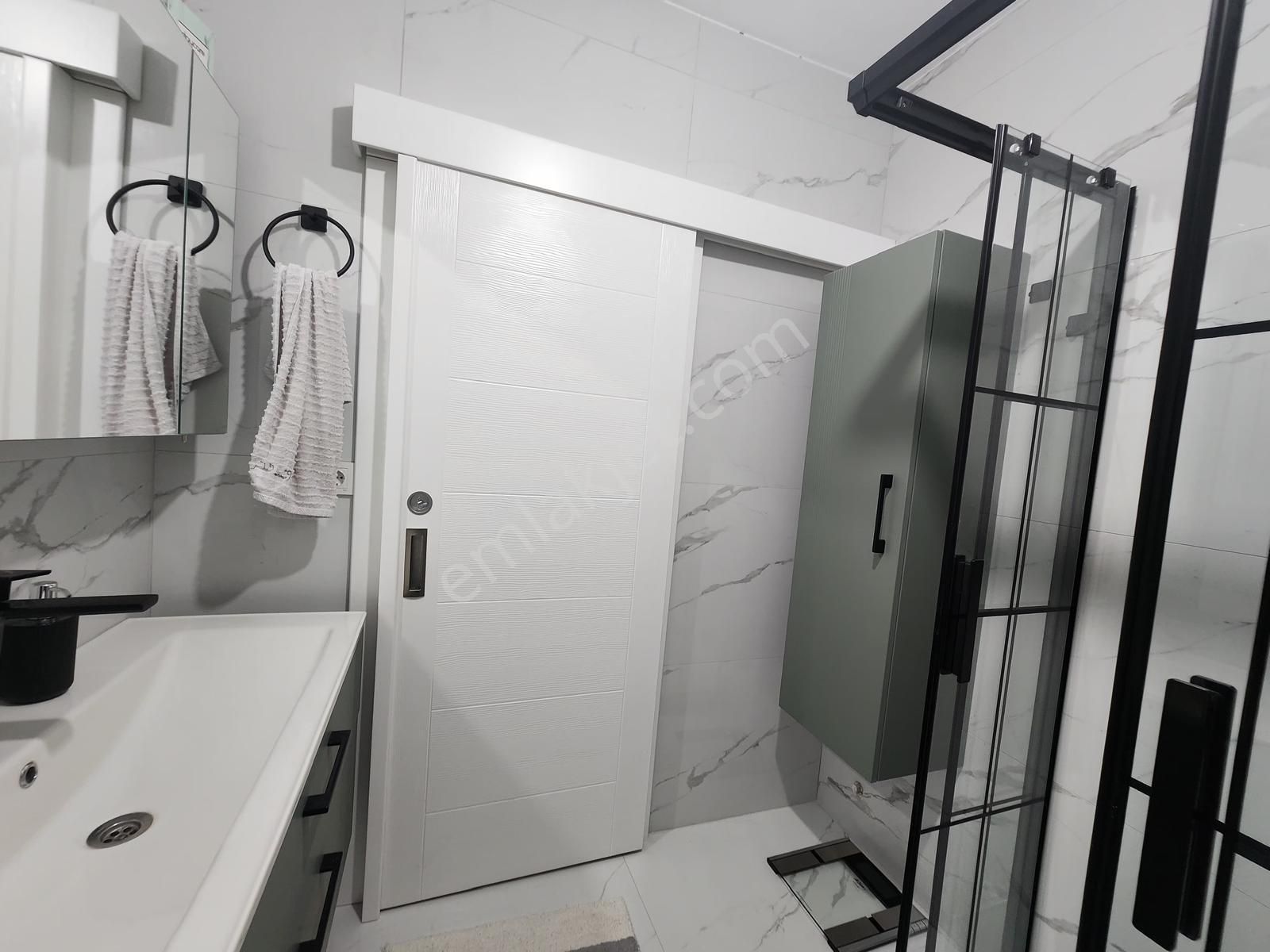 Remax Ekspres ' Ten Yakuplu Da Satılık Modern 3+1 Satılık Daire - Görsel 15