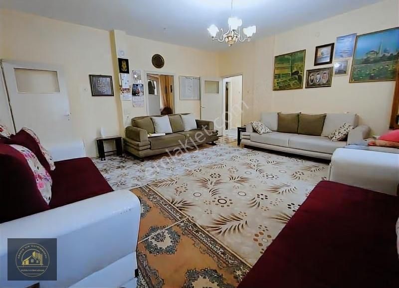 Site İçerisinde Satılık 3+1 Daire